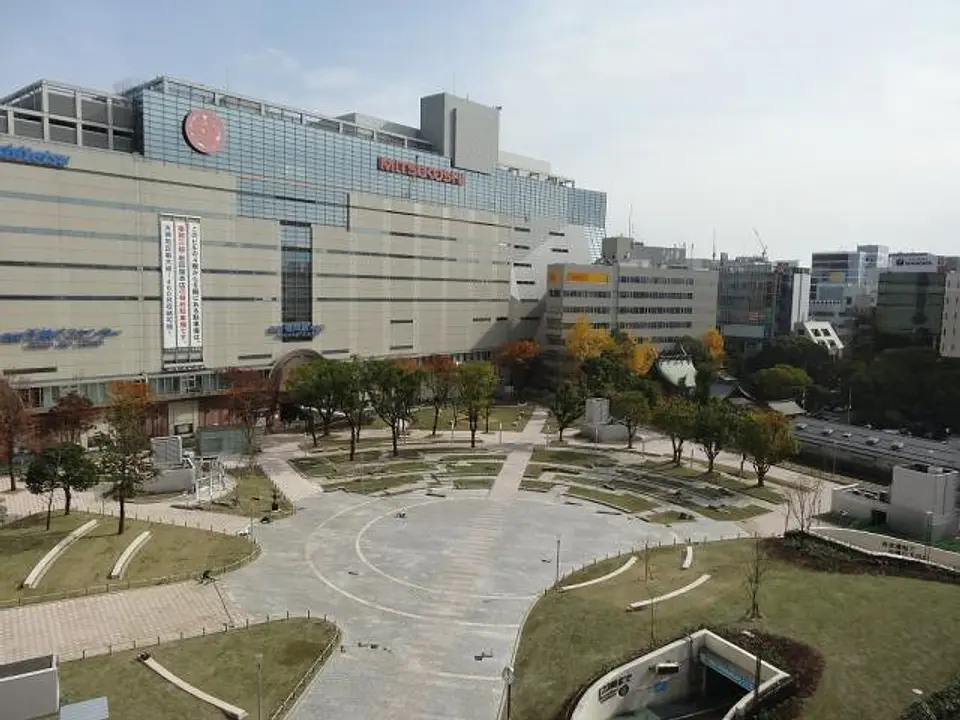 公園内